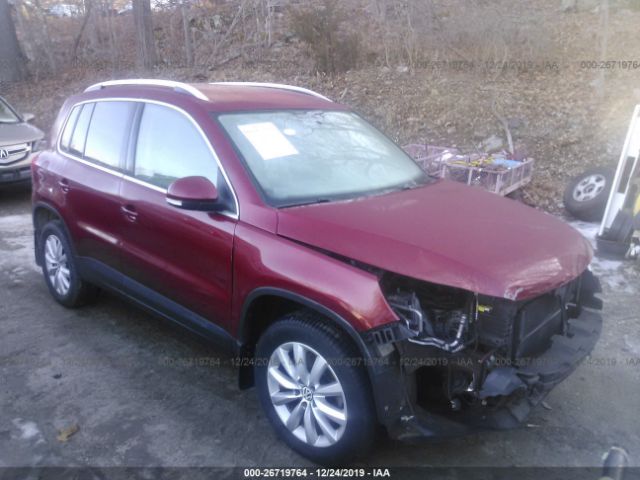 VOLKSWAGEN TIGUAN 2011 wvgav7ax6bw000784