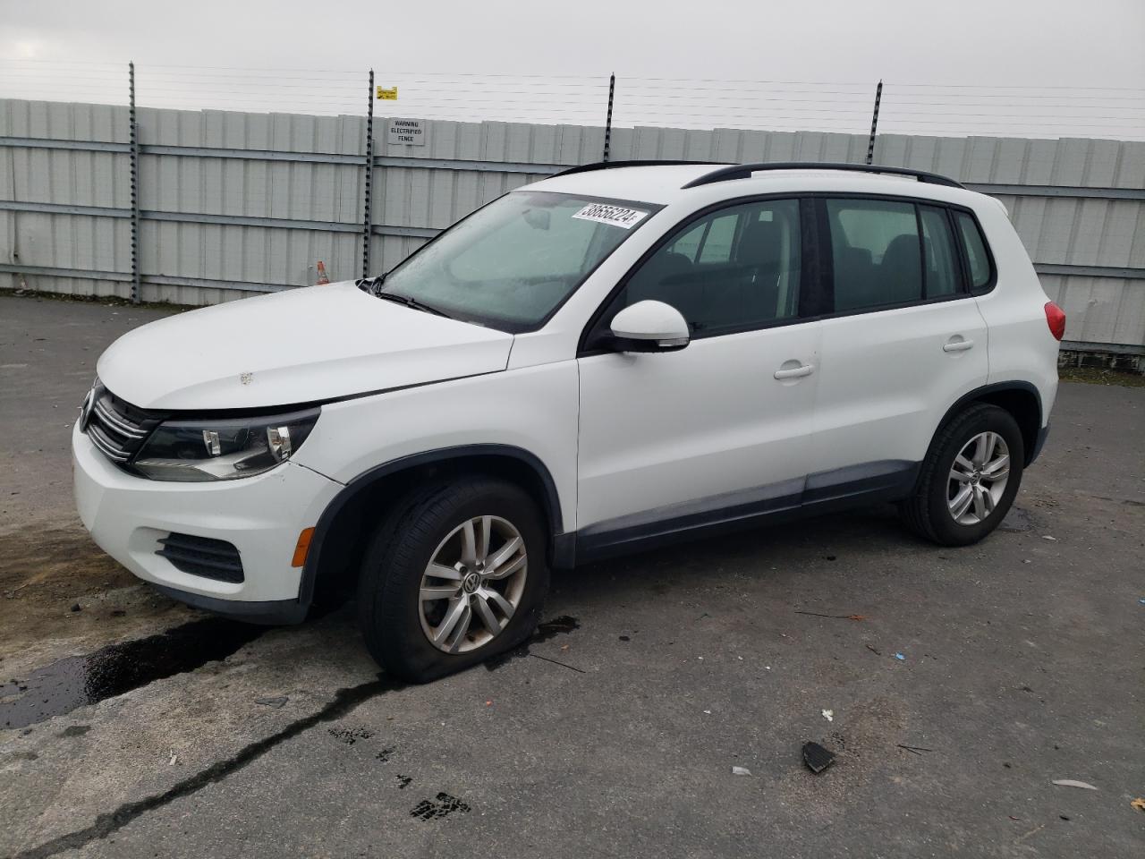 VOLKSWAGEN TIGUAN 2015 wvgav7ax6fw503558