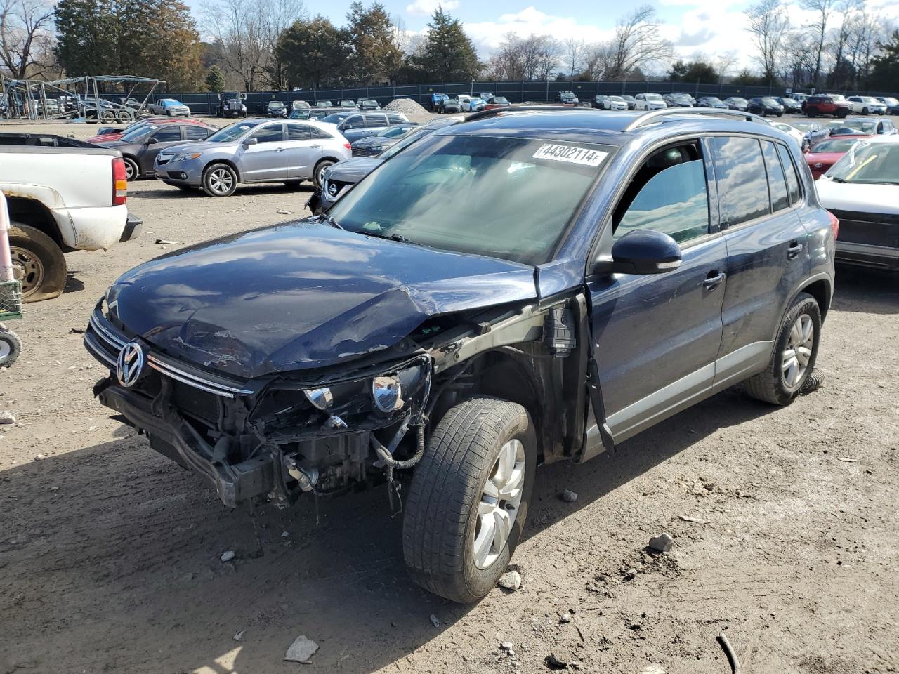 VOLKSWAGEN TIGUAN 2015 wvgav7ax6fw569169