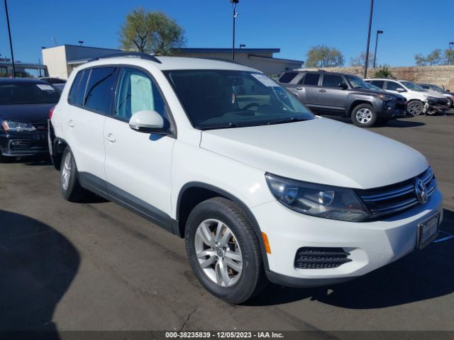 VOLKSWAGEN TIGUAN 2015 wvgav7ax7fw592914