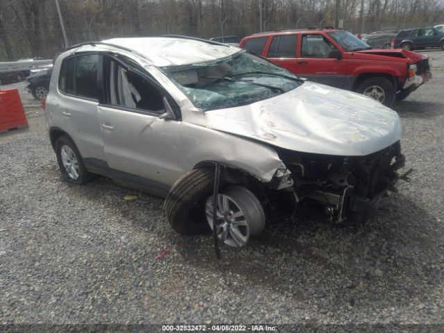 VOLKSWAGEN TIGUAN 2015 wvgav7ax7fw611994