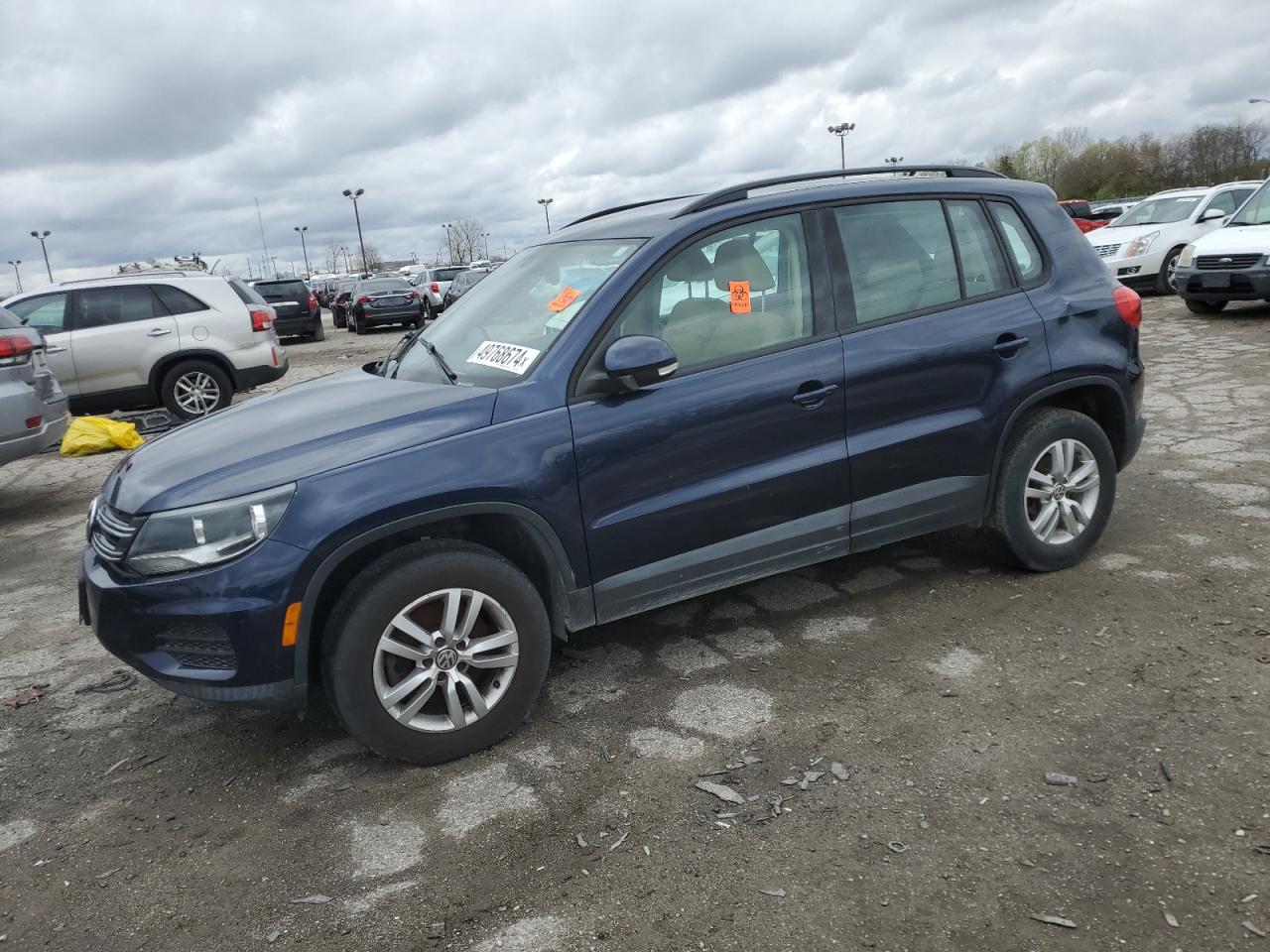 VOLKSWAGEN TIGUAN 2016 wvgav7ax8gw527328