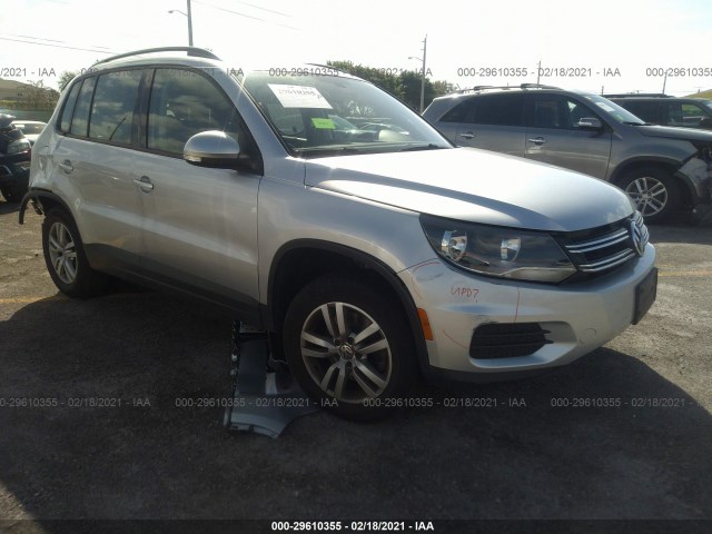 VOLKSWAGEN TIGUAN 2016 wvgav7ax8gw530942