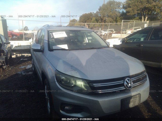 VOLKSWAGEN TIGUAN 2016 wvgav7ax8gw577422