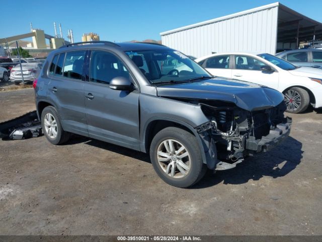 VOLKSWAGEN TIGUAN 2017 wvgav7ax8hk041434