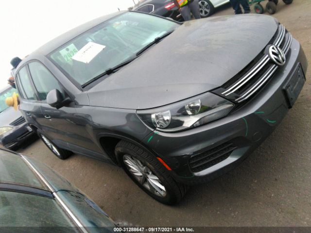 VOLKSWAGEN TIGUAN 2017 wvgav7ax8hk044270