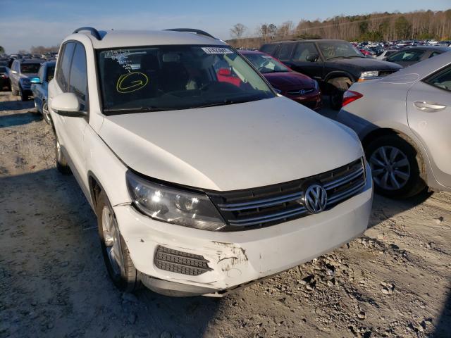 VOLKSWAGEN TIGUAN S 2015 wvgav7ax9fw537641