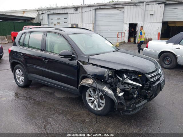 VOLKSWAGEN TIGUAN 2017 wvgav7ax9hk021452