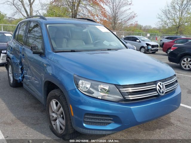 VOLKSWAGEN TIGUAN 2017 wvgav7ax9hk023444