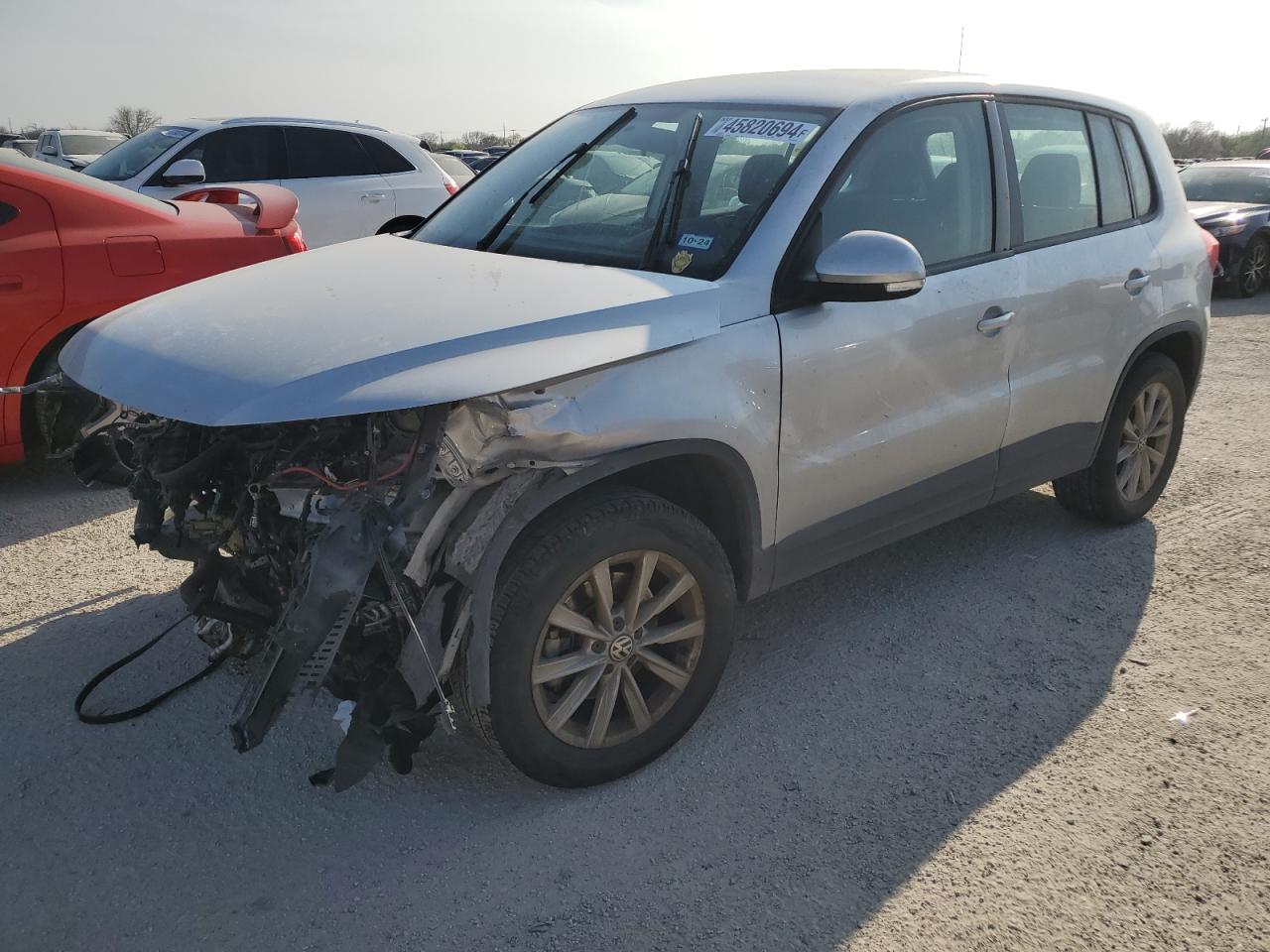 VOLKSWAGEN TIGUAN 2017 wvgav7ax9hk044133