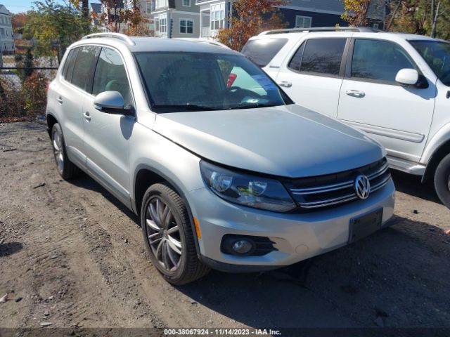 VOLKSWAGEN TIGUAN 2012 wvgav7axbcw589225