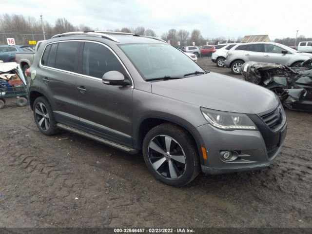 VOLKSWAGEN TIGUAN 2010 wvgav7axxaw002228