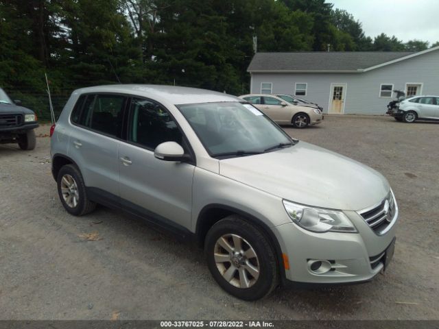 VOLKSWAGEN TIGUAN 2010 wvgav7axxaw524762