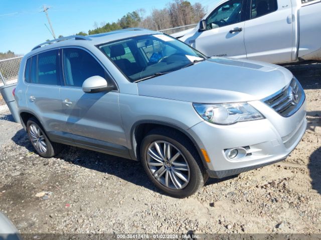 VOLKSWAGEN TIGUAN 2011 wvgav7axxbw505226