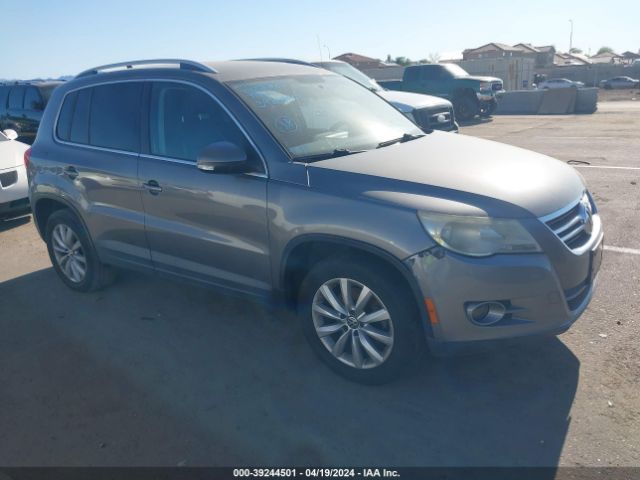 VOLKSWAGEN TIGUAN 2011 wvgav7axxbw525153