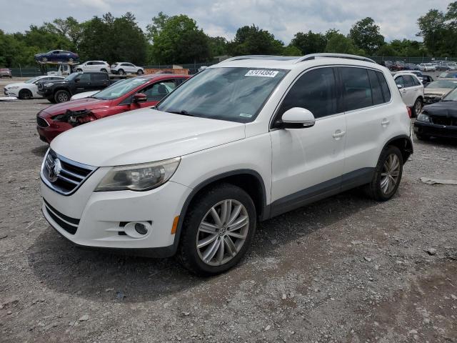 VOLKSWAGEN TIGUAN 2011 wvgav7axxbw551140