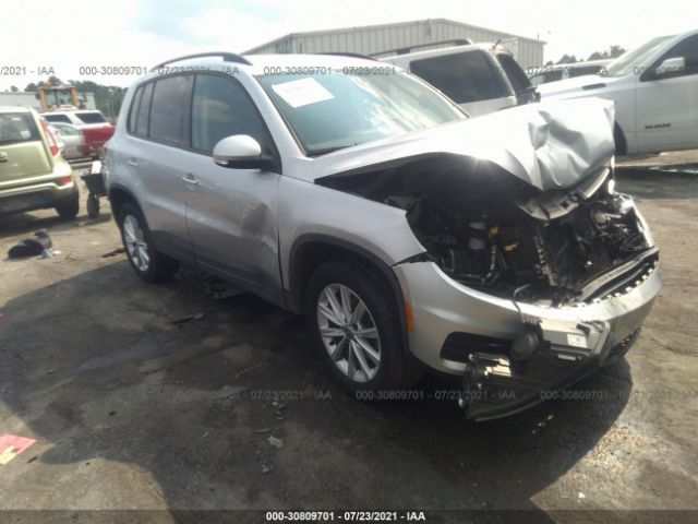 VOLKSWAGEN TIGUAN 2017 wvgav7axxhk051110