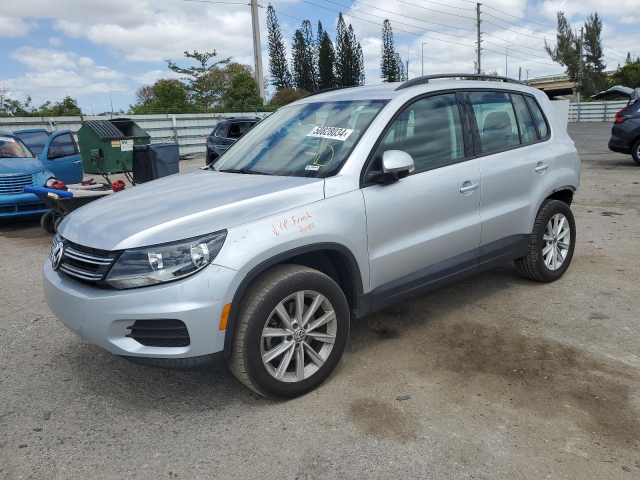 VOLKSWAGEN NULL 2018 wvgav7axxjk001040