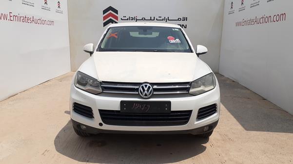 VOLKSWAGEN TOUAREG 2013 wvgbc2bp2dd000209