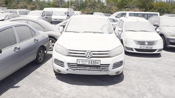 VOLKSWAGEN TOUAREG 2013 wvgbc2bp2dd004597