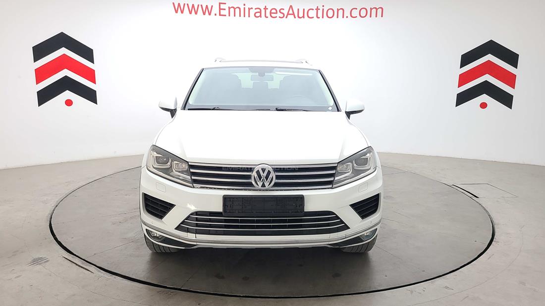 VOLKSWAGEN TOUAREG 2016 wvgbc2bp4gd008011