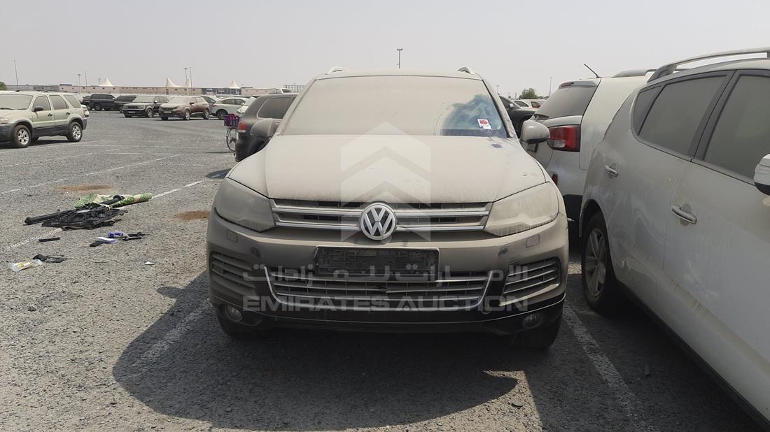 VOLKSWAGEN TOUAREG 2014 wvgbc2bp9ed000578