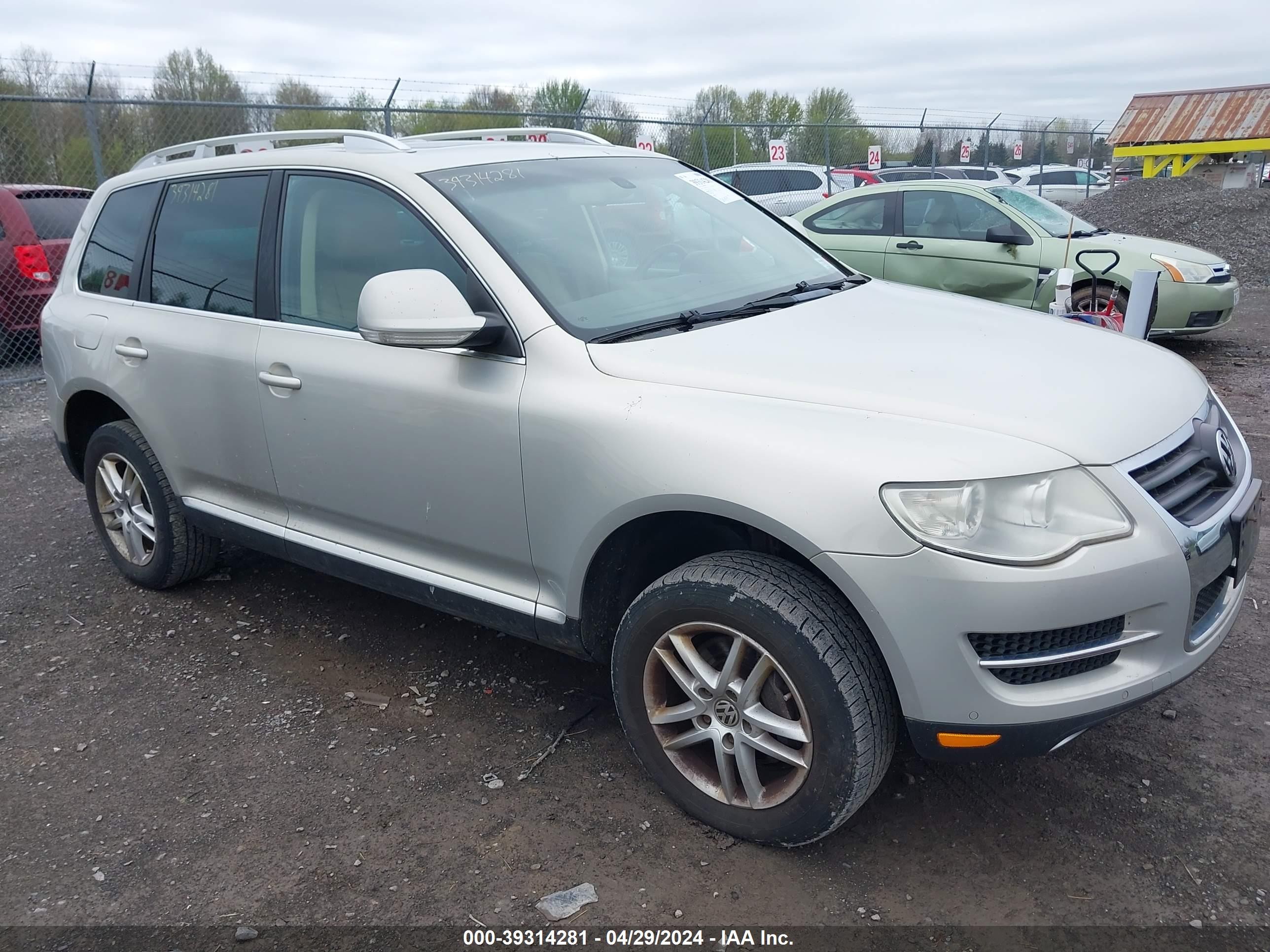 VOLKSWAGEN TOUAREG 2009 wvgbe77l89d001904