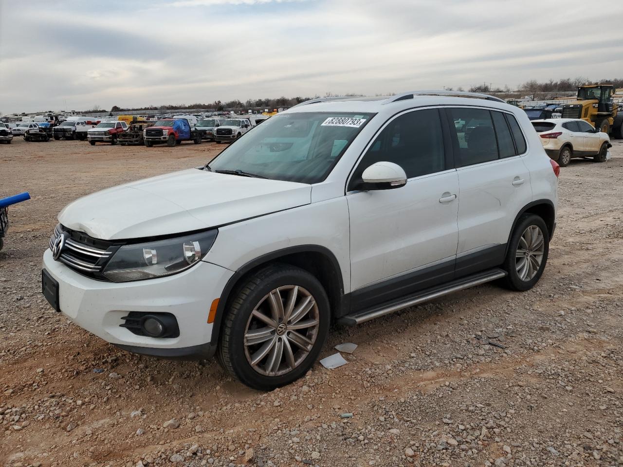 VOLKSWAGEN TIGUAN 2014 wvgbv3ax2ew591648