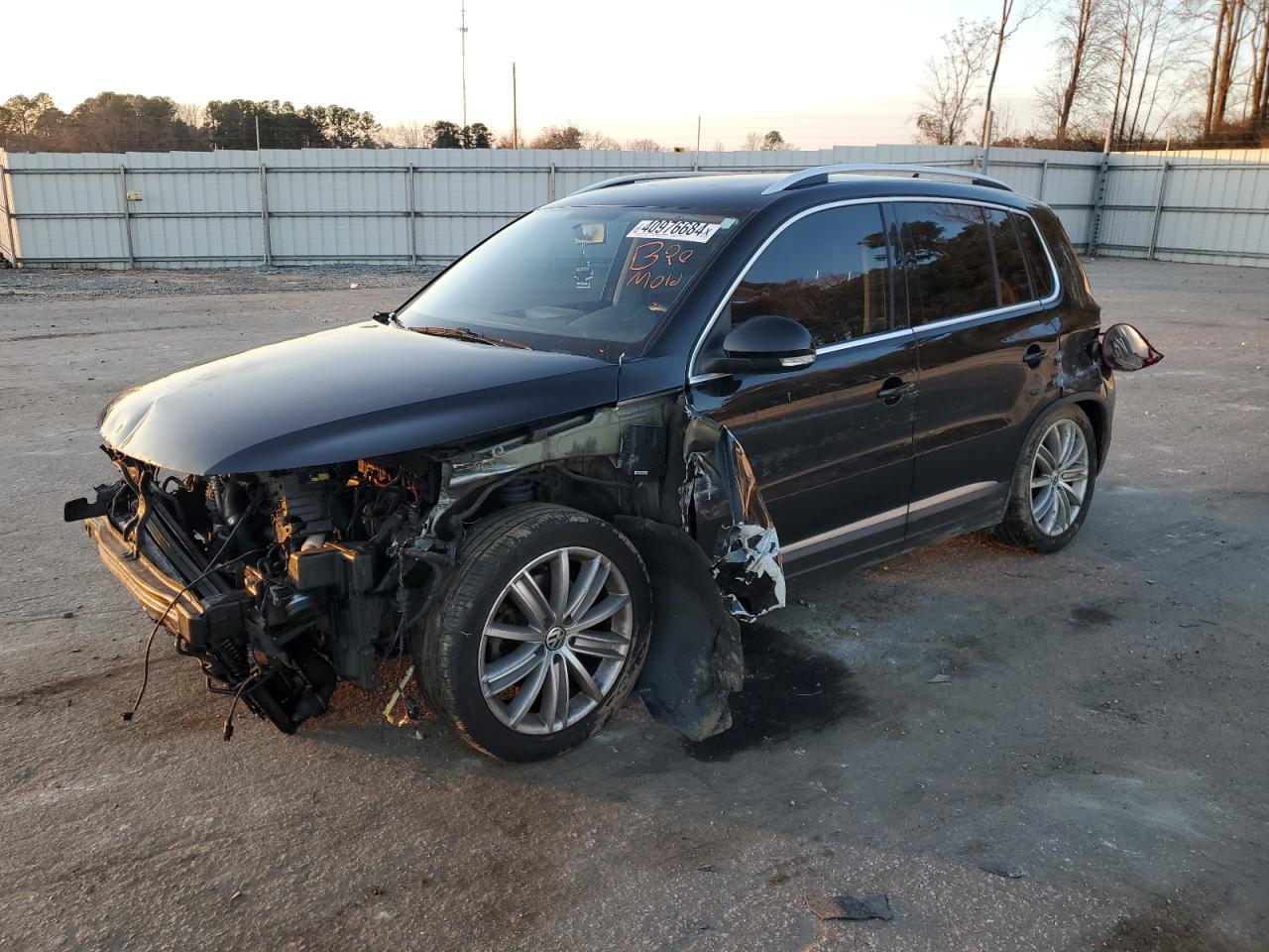 VOLKSWAGEN TIGUAN 2014 wvgbv3ax7ew566163