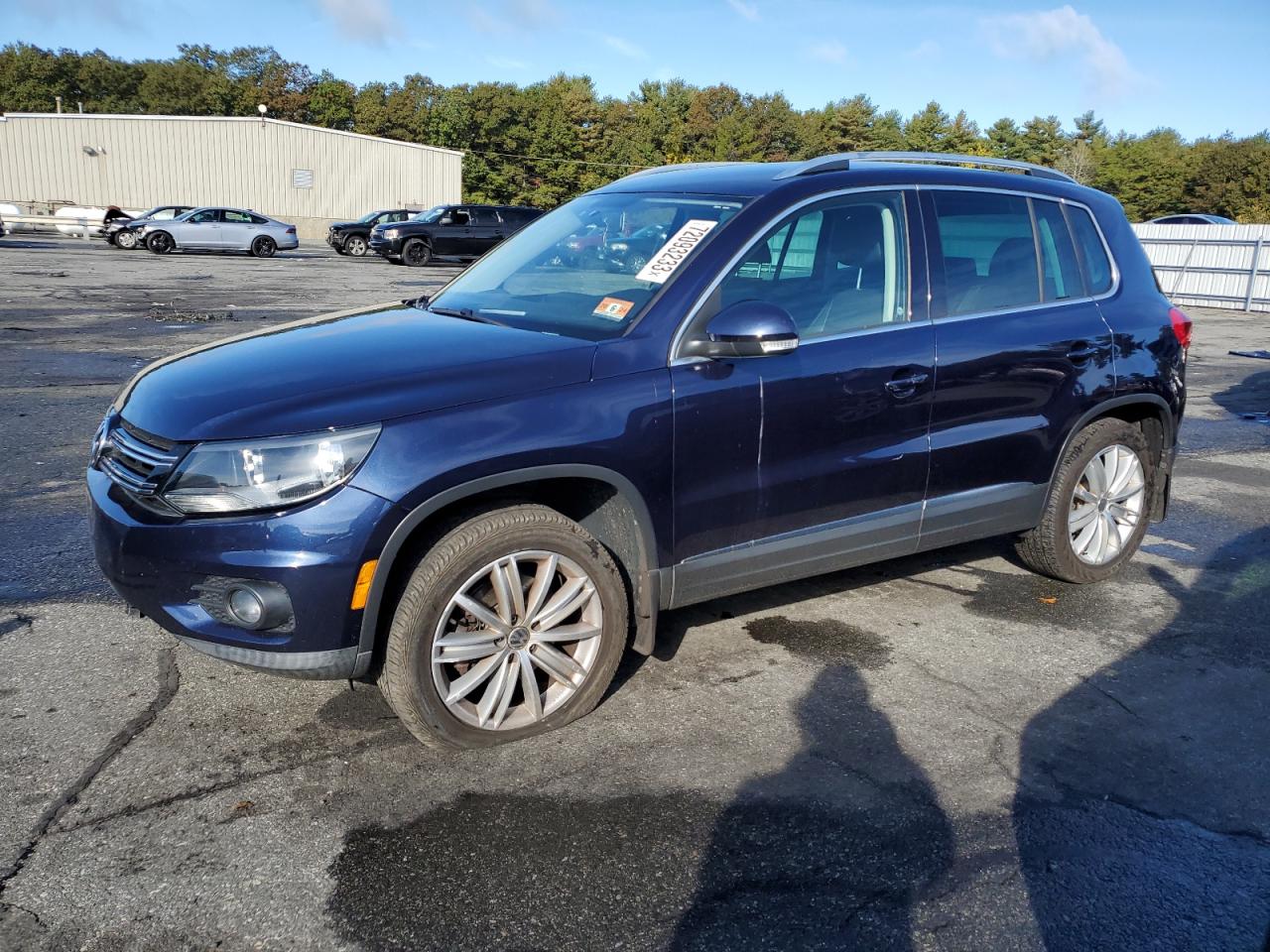 VOLKSWAGEN TIGUAN 2014 wvgbv3ax8ew592822