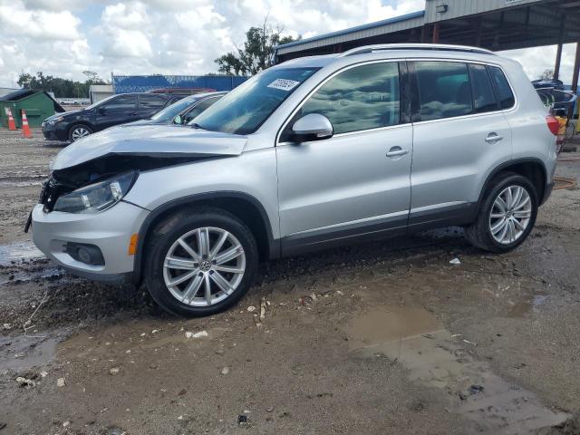 VOLKSWAGEN TIGUAN S 2013 wvgbv3axxdw601163