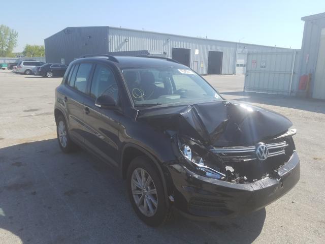 VOLKSWAGEN NULL 2017 wvgbv7ax0hk041920