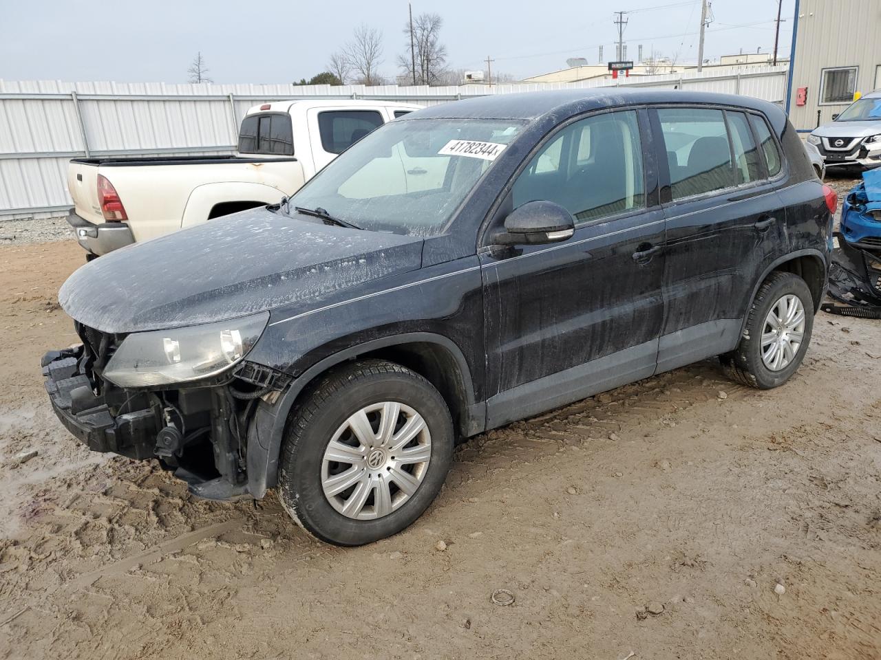 VOLKSWAGEN TIGUAN 2017 wvgbv7ax0hk042775