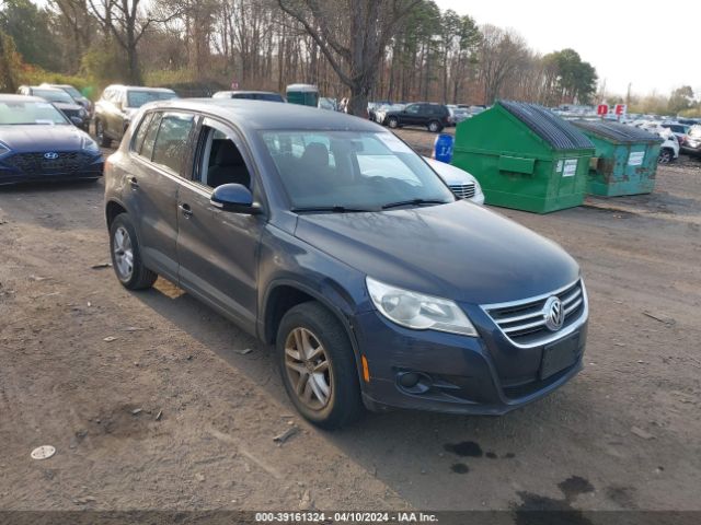 VOLKSWAGEN TIGUAN 2011 wvgbv7ax1bw536806