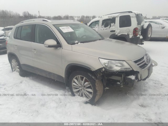 VOLKSWAGEN TIGUAN 2011 wvgbv7ax1bw552732