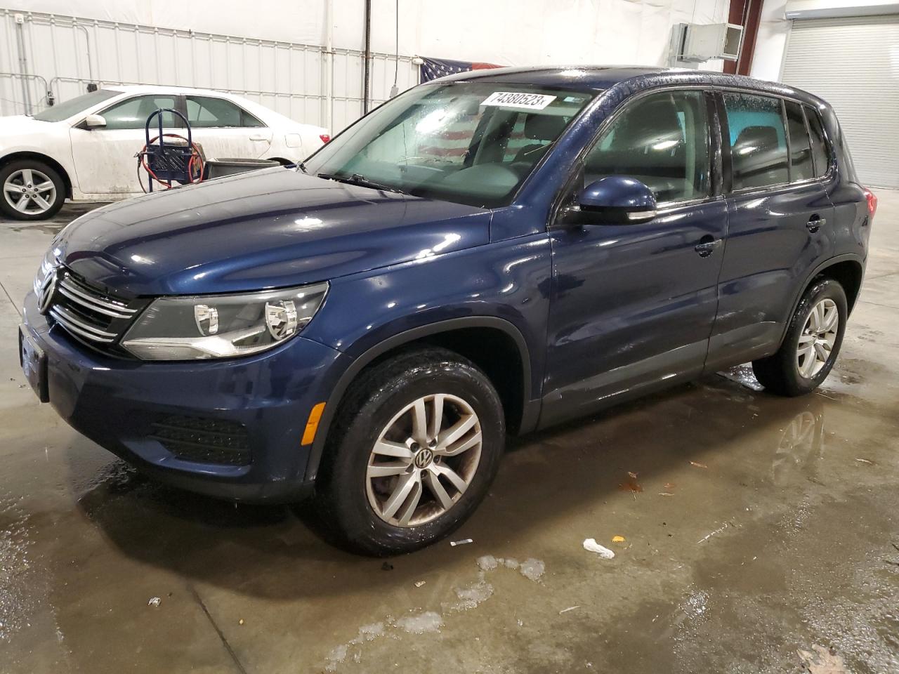 VOLKSWAGEN TIGUAN 2012 wvgbv7ax1cw570097