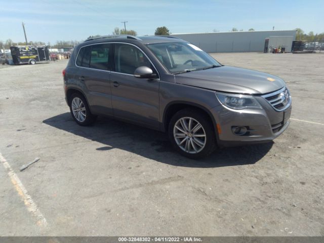 VOLKSWAGEN TIGUAN 2011 wvgbv7ax2bw538564