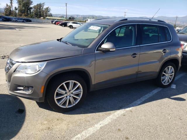 VOLKSWAGEN TIGUAN S 2011 wvgbv7ax2bw552769