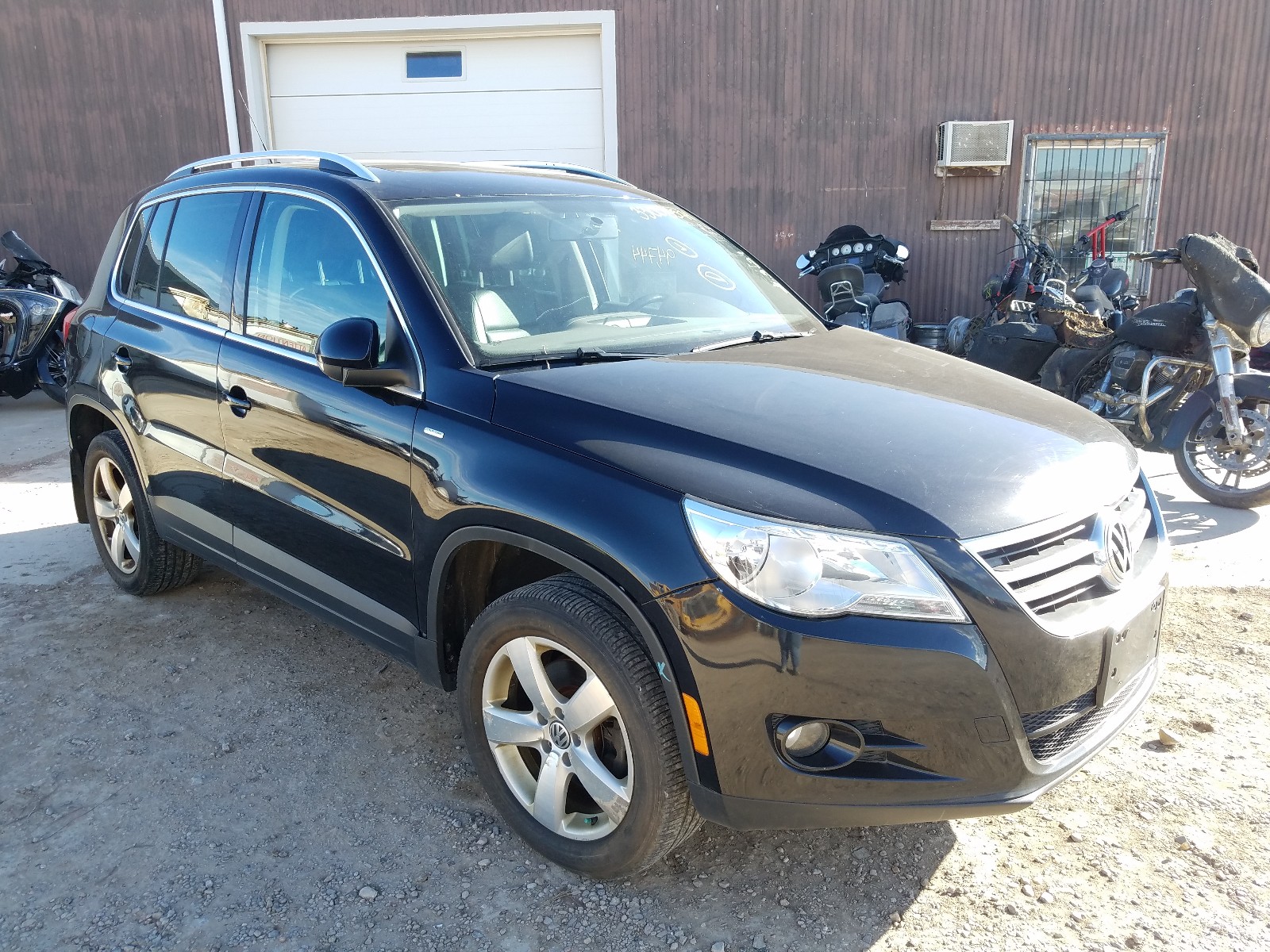 VOLKSWAGEN TIGUAN SE 2010 wvgbv7ax3aw535655