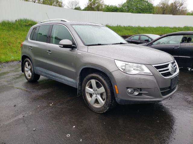 VOLKSWAGEN TIGUAN SE 2010 wvgbv7ax3aw538183