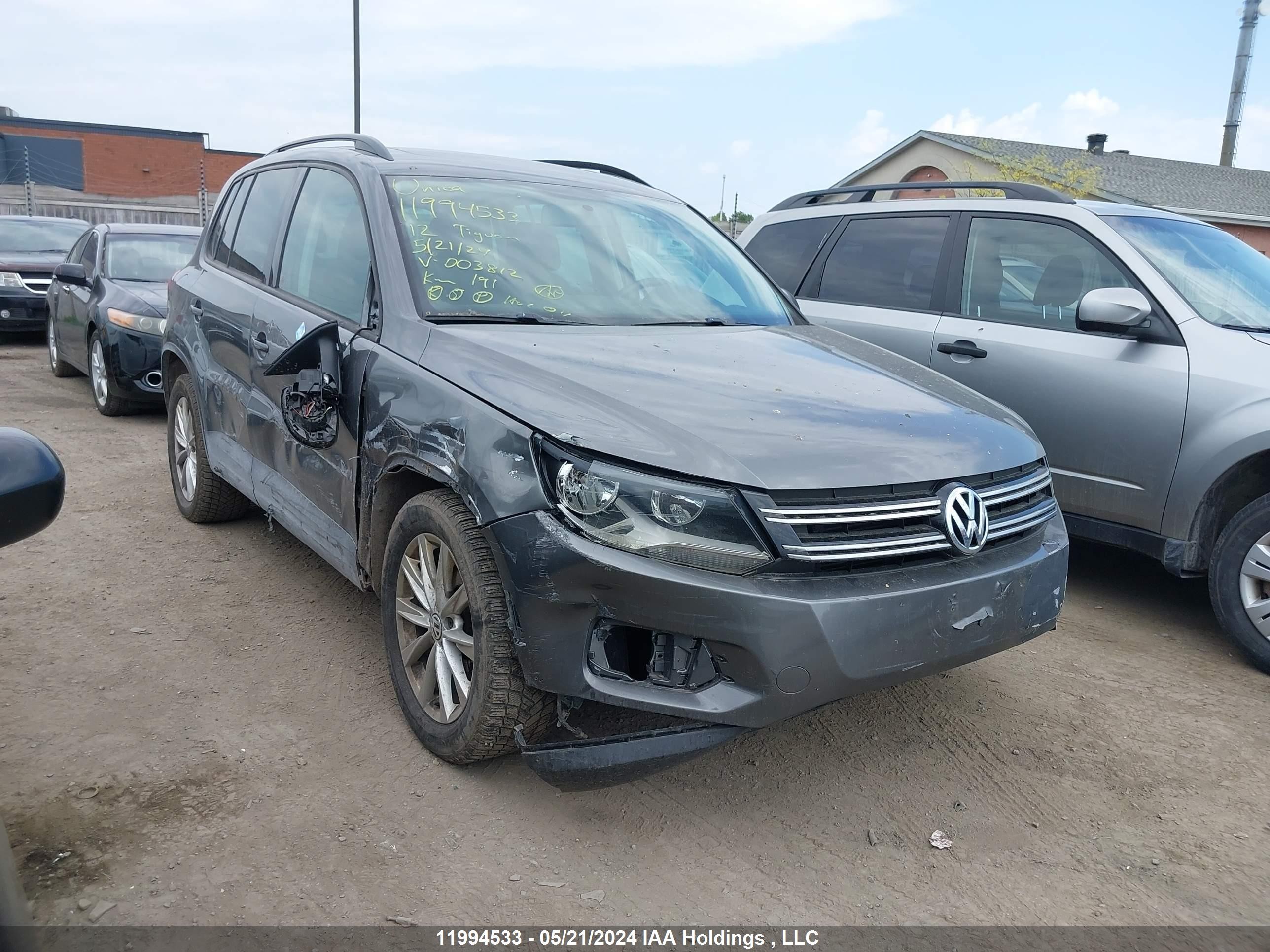 VOLKSWAGEN TIGUAN 2012 wvgbv7ax3cw003812