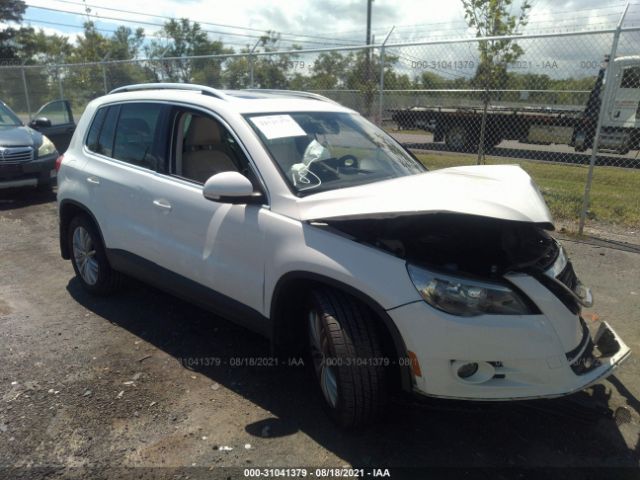 VOLKSWAGEN TIGUAN 2011 wvgbv7ax4bw513746