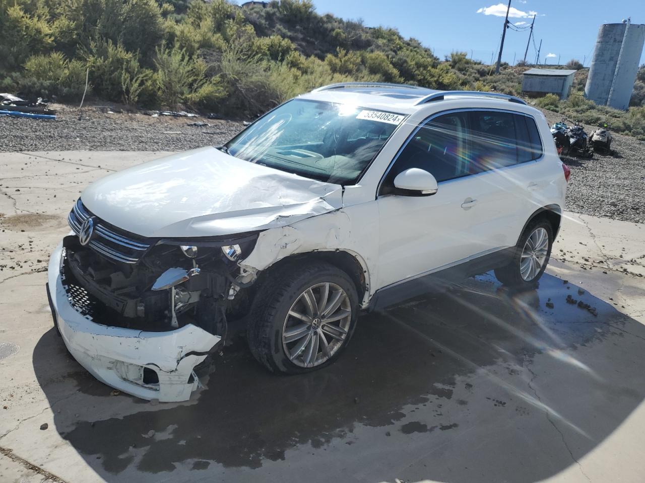 VOLKSWAGEN TIGUAN 2015 wvgbv7ax4fw518824