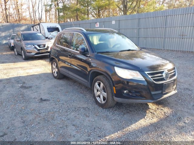 VOLKSWAGEN TIGUAN 2010 wvgbv7ax5aw528111