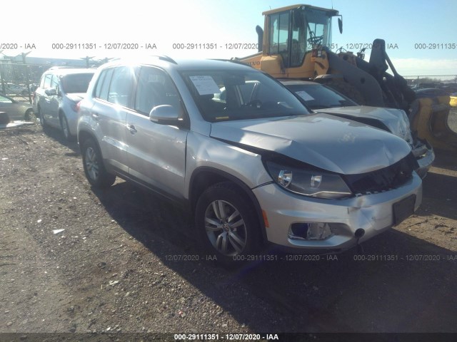 VOLKSWAGEN TIGUAN 2016 wvgbv7ax5gw035439