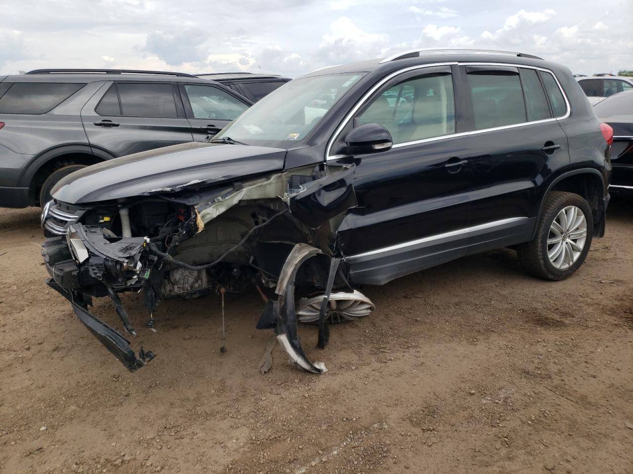 VOLKSWAGEN TIGUAN 2016 wvgbv7ax5gw580895