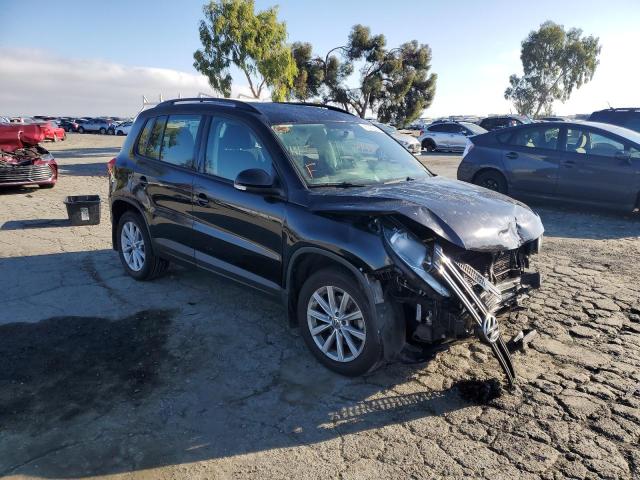 VOLKSWAGEN TIGUAN 2018 wvgbv7ax5jk002942