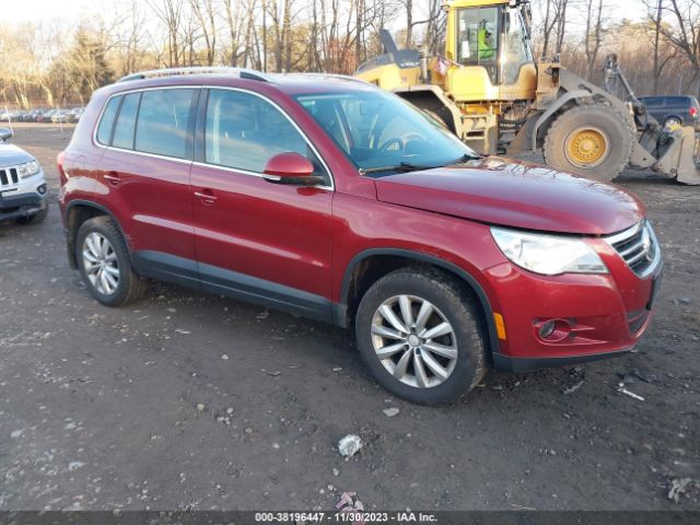 VOLKSWAGEN TIGUAN 2011 wvgbv7ax6bw000580