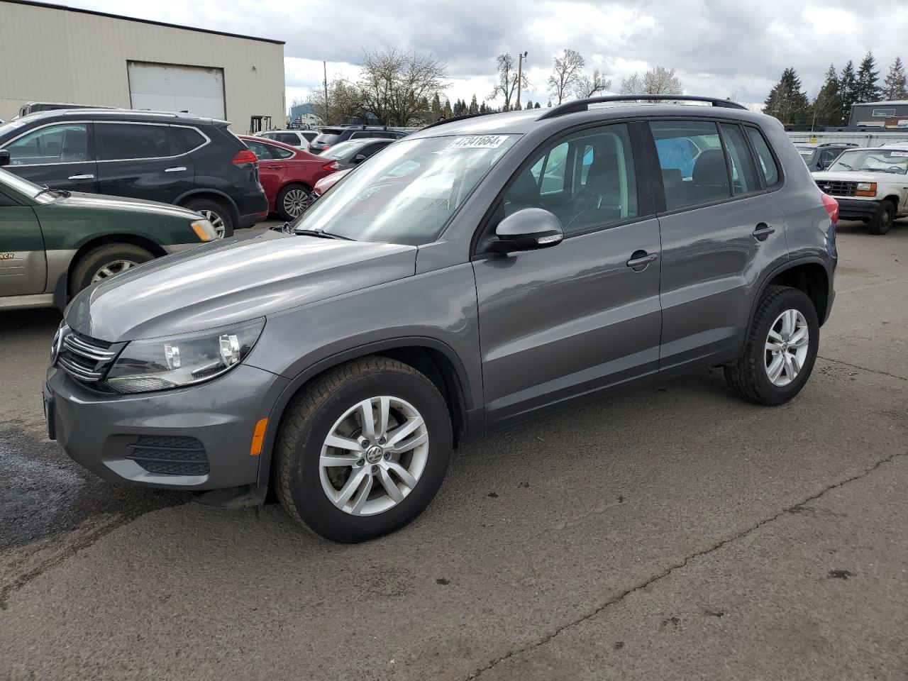 VOLKSWAGEN TIGUAN 2016 wvgbv7ax6gw535139