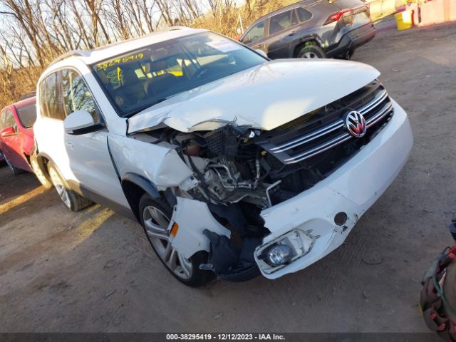 VOLKSWAGEN TIGUAN 2016 wvgbv7ax6gw600295